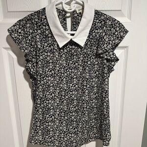 Monteau Black and White Floral Blouse with Collar